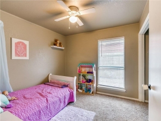 Gorgeous Home Located In Choctaw!!!