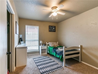 Gorgeous Home Located In Choctaw!!!