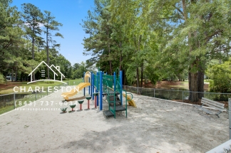 7945 Parklane Court Unit. E - Available 10/14