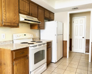 Great Home in Moore Schools ~ Close & Convenient to Highways & Shopping! - COMING SOON!