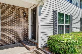 2494 Etiwan Ave E3 - Available Now!