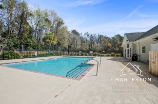 2494 Etiwan Ave E3 - Available Now!