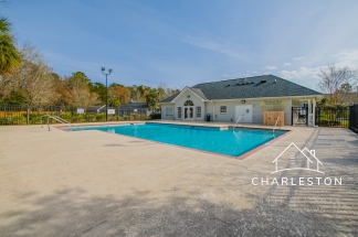 2494 Etiwan Ave E3 - Available Now!