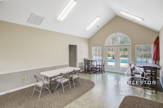 2494 Etiwan Ave E3 - Available Now!