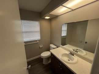 3 BR / 2 Bath House - Sarasota, FL