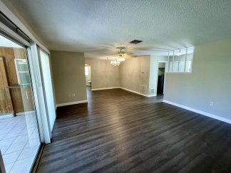 3 BR / 2 Bath House - Sarasota, FL