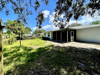 3 BR / 2 Bath House - Sarasota, FL