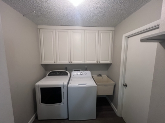 3 BR / 2 Bath House - Sarasota, FL