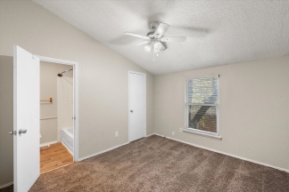 Cute Corner 2 bedroom in Mansfield