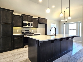 Welcome to this gorgeous 3 bed / 2 bath home located near the prestigious Gaillardia Golf and Country Club in Edmond, OK.