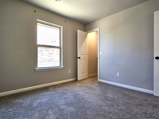Welcome to this gorgeous 3 bed / 2 bath home located near the prestigious Gaillardia Golf and Country Club in Edmond, OK.