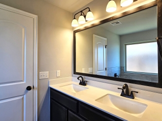 Welcome to this gorgeous 3 bed / 2 bath home located near the prestigious Gaillardia Golf and Country Club in Edmond, OK.