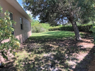 Venice Stunning 2-Bed, 2-Bath Home plus Den