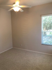 Venice Stunning 2-Bed, 2-Bath Home plus Den