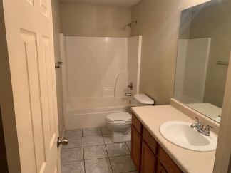 Cozy 3 Bedroom for Lease! MOVE-IN SPECIAL!!**$300.00 OFF FIRST MONTH'S RENT**