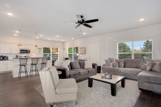 Walking Distance to UofA! Apply Today!! $895 per room!