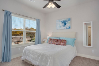 Walking Distance to UofA! Apply Today!! $895 per room!