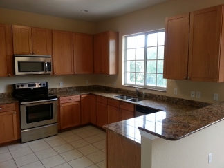 4 Bedroom / 3.5 Bath Town Home for Rent in Riverbay - Palmetto