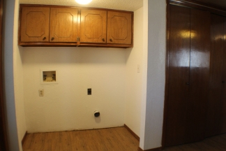 Available for Showing Now! 18-Month Lease Offer!! Wonderful Duplex in a Convenient Location!!!