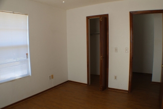 Available for Showing Now! 18-Month Lease Offer!! Wonderful Duplex in a Convenient Location!!!