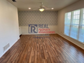 Great Location - 2 Bed/2 Bath - Move In Ready!