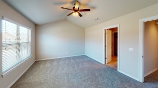 3 Bedroom 2 Bath For Rent in Rogers!