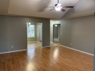 Updated 3 BR in Rogers