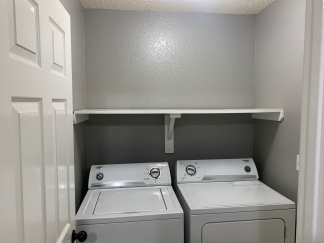 Updated 3 BR in Rogers