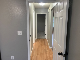 Updated 3 BR in Rogers