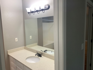 Updated 3 BR in Rogers