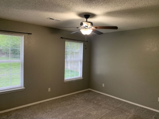 Updated 3 BR in Rogers