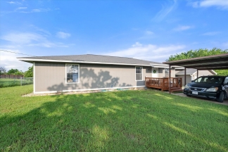 3 bedroom on .6 acre