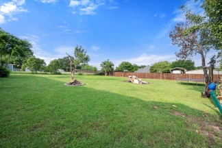 3 bedroom on .6 acre