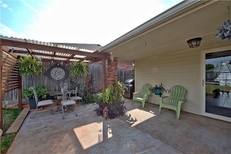 Stylish 3-Bedroom with Modern Amenities! Koi Pond Plus Multiple Ponds in Neighborhood!!!