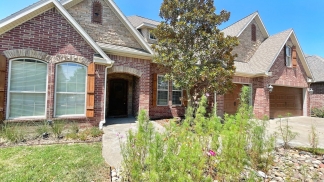 Luxury 4 Bedroom in the Heart of Bentonville!