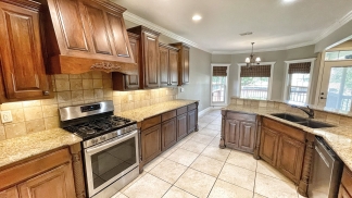 Luxury 4 Bedroom in the Heart of Bentonville!