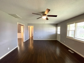 Coming Soon! 18-Month Lease Offer!!  "Lake Hefner Haven: Experience the Allure of a Stunning 3/2 Home!"