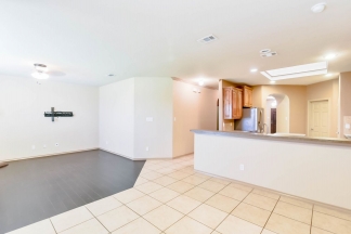 Gorgeous 3bed/2bath perfectly located in South Arlington!