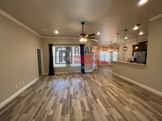 Stunning 3 Bed 2 Bath Home in Gated Lakeside Community!