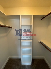 Amazing 3 Bed 2 Bath Home in Gated Lakeside Community!