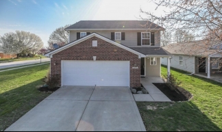 Gorgeous 3 Bedroom/2.5 Bath in Indianapolis!