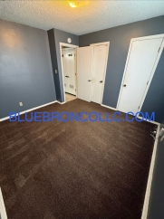 Cute 2 bedroom 1 bathroom home with a 1 car garage
