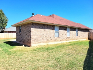 This pristine home in Northern Moore is a must-see