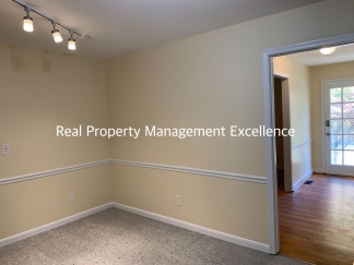 Renovated Raleigh Ranch, Convenient To 440, Crabtree, Rex & Downtown, Apply NOW!