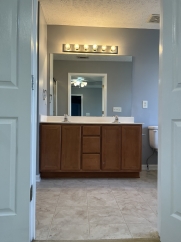 Charming 3-Bedroom Home with Cozy Fireplace in Spring Hill