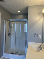 Charming 3-Bedroom Home with Cozy Fireplace in Spring Hill