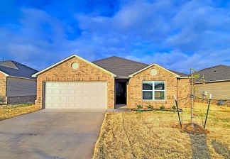Gorgeous home in El Reno! - COMING SOON!!
