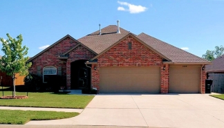 Beautiful Home Near Tinker & Boeing