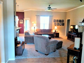 Beautiful Home Near Tinker & Boeing
