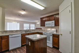 Mansfield Split Bedroom with Covered Patio - Popular Floor Plan